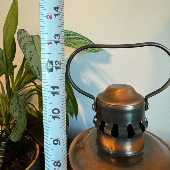 METAL CANDLE LANTERN - PUNCHED DESIGN - BRASS COLOR - Picture 8 of 9